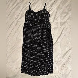 Nursing gown. Motherhood Maternity brand. Size small. Used, good condition.